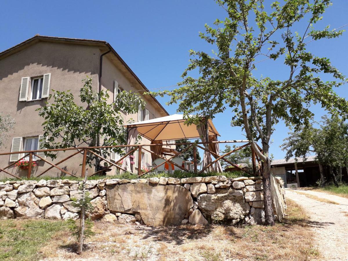 Santa Restituta Alle Preci Country House מראה חיצוני תמונה