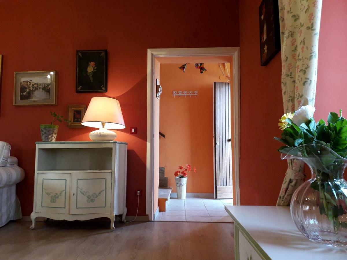 Santa Restituta Alle Preci Country House מראה חיצוני תמונה