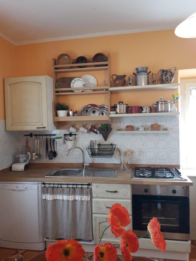 Santa Restituta Alle Preci Country House מראה חיצוני תמונה